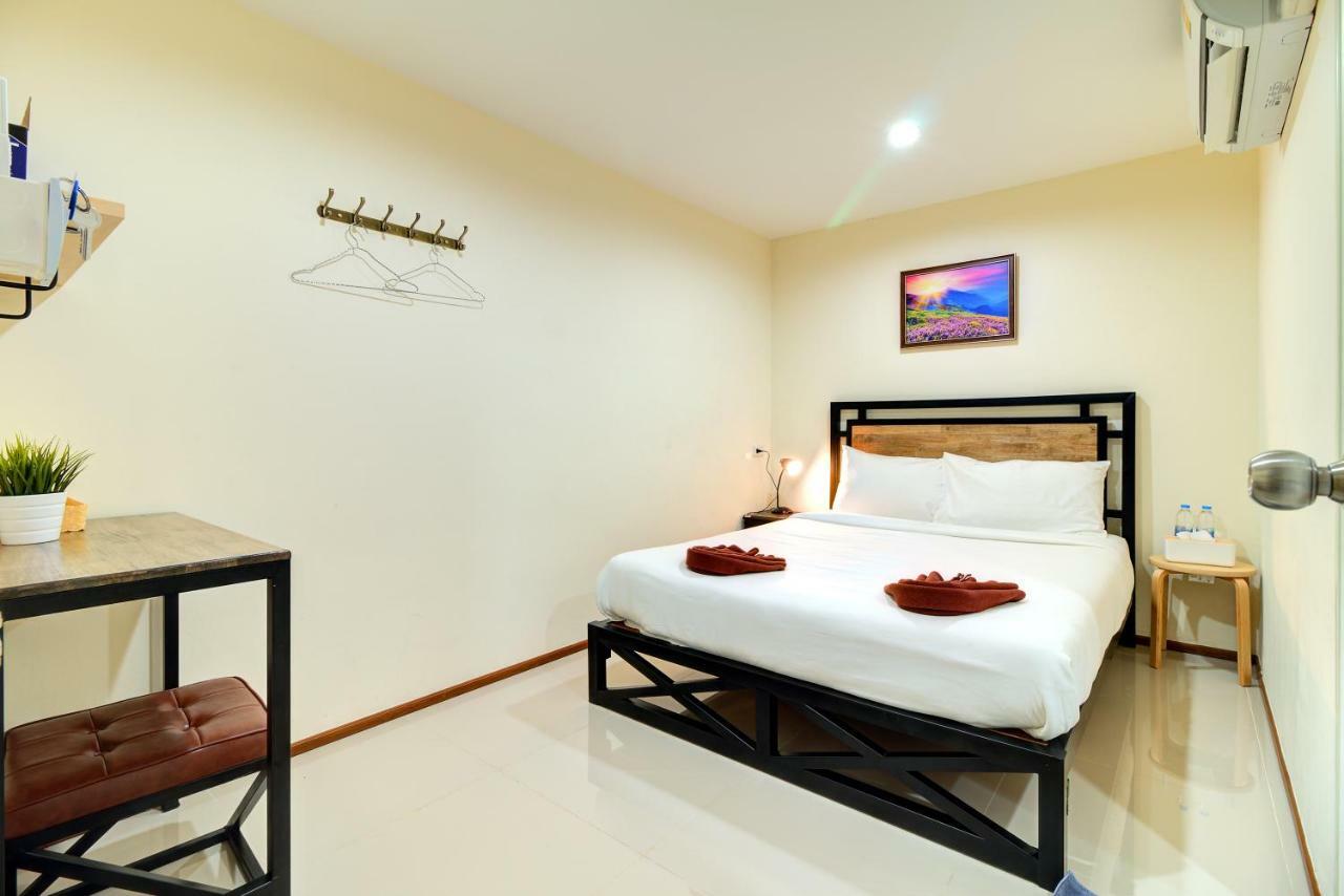 Red Pin Inn 好运旅馆 بانكوك المظهر الخارجي الصورة